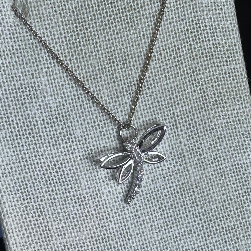 10K Dragonfly Pendant Necklace - Picture 3 of 3